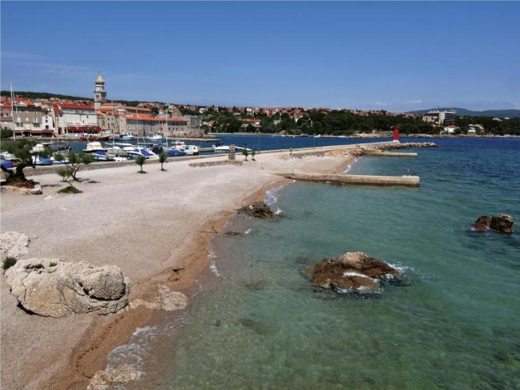 Apartments & Rooms Strcic Petra Krk Town Exterior foto